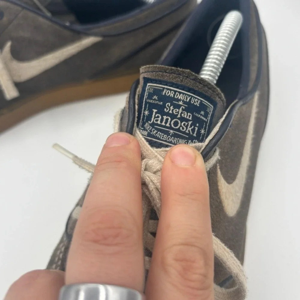 Nike SB ZOOM AIR Stefan Janoski Mens Sz 10 Gray Suede Skate Sneakers Gum Sole‎